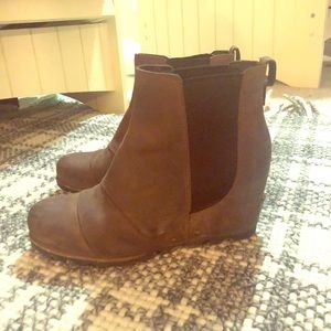 Sorel Wedge Lea Boots